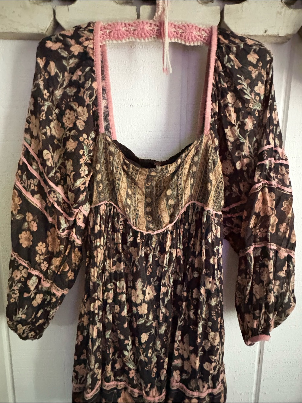 Free People Black Floral Peasant Tunic with Pink Trim 100% Cotton Small - Picture 2 of 9